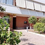 Treno A 1 Fermata Per Aeroporto E Fiera Di Roma