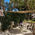 The Retreat Rustic Charm, Views & Pool