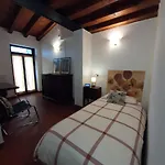 Loft Trabucco - In The Heart Of Salo City Center, Lake View, 4 Rooms