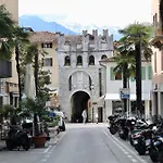 Casa Riva - Bilocale In Centro Storico