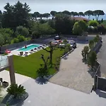 Garda Bloom Holiday Apartments