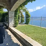 Villa Valuri Vista Magnifica Sul Lago Di Como Appartamento Piano Terra