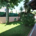 Suite Con Piscina Privata E Giardino 2 Matrimoniali 2 Bagni
