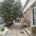 Appartamento Con Giardino A Due Passi Dal Mare