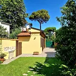 Serra Di Mare Casa Con Giardino