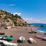 Holiday House Il Castello Di Anna