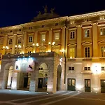 Aparthotel Piazza Unità Trieste Italia