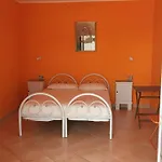 Casa Vacanze In Villa Con Patio Marina Di Camerota