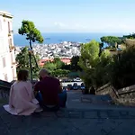 Tu Casa: Picturesque Guest House Napoli