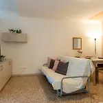 Centro Appartamento Elegante Con Doppia Terrazza