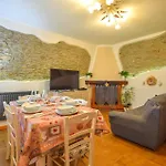 3 Bedroom Awesome Home In Pietrasanta