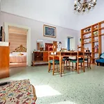 Amalpha Domus 100 Sqm Apt With Ac Wifi And Balcony