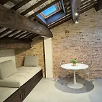 Noua Luxury Studio Apartments