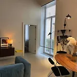 Vis_House