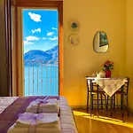 Bellevue Apartment: Sunset On Lake Como