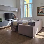 Alocasia Luxury Stay