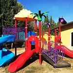 Wunderschoenes Ferienhaus In Viareggio Mit Gemeinschaftlichem Pool Und Terrasse