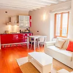 Old Town Alley - Italian Homing