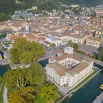 Sunrise On The Garda Lake - Happy Rentals