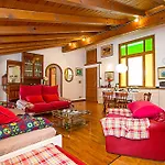 Residenza Rocca Del Lago 2 - Happy Rentals