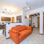 Casa Azzurra 150Mt From Lake - Happy Rentals