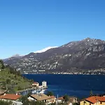 Casa Katty Zweizimmerwohnung Mit Balkon Mit Seeblick