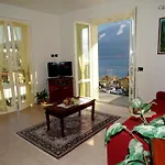 Casa Katty Zweizimmerwohnung Mit Balkon Mit Seeblick