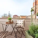 Posidonia Apartment