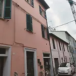Il Nido Di Silvia A Due Passi Dal Teatro Rossini