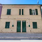 Gioiello Nel Borgo Marinaro
