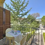 560 - Trilocale Al Primo Piano Con Giardino, Aria Condizionata E Wi-Fi