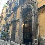 La Chicca Appartamento Intero Nei Quartieri Spagnoli