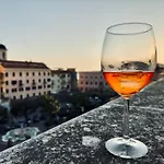 La Fontana Luxury Apartment