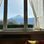 Apartment With Garden Domaso - Larihome A62