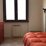 K03 - Castelfidardo, Ampio Quadrilocale Comodo Ai Servizi