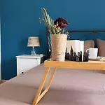 Valehouse