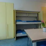 Emma'S House
