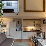 Star View Apartment With Pool