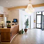 Sovrana Hotel & Spa
