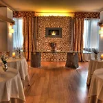 Cresta Et Duc Hotel