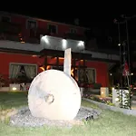 Jolly Residence