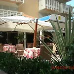 Hotel Eros