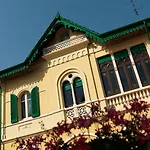 Villa Rosella Resort