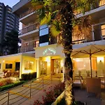 Hotel Niagara
