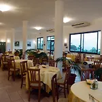 Villaggio Pineta Petto Bianco