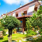 Agriturismo Mare E Monti