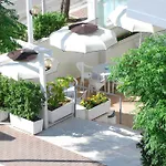 Amadei Hotel Figaro & Apartments