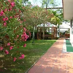 Hotel Eden