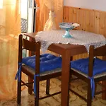 Amalfi Coast Room