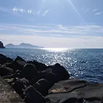 La Casa Sulla Scogliera